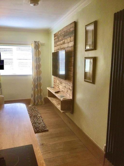 ラドローHenwick House Beautiful Flat,Private Parking, Short Walk To Townアパートメント エクステリア 写真
